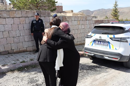 Kaymakamımız Sayın Yıldız YILMAZ 14-20 Nisan Şehitler Haftası Kapsamında Şehitlik Ziyaretinde Bulundu